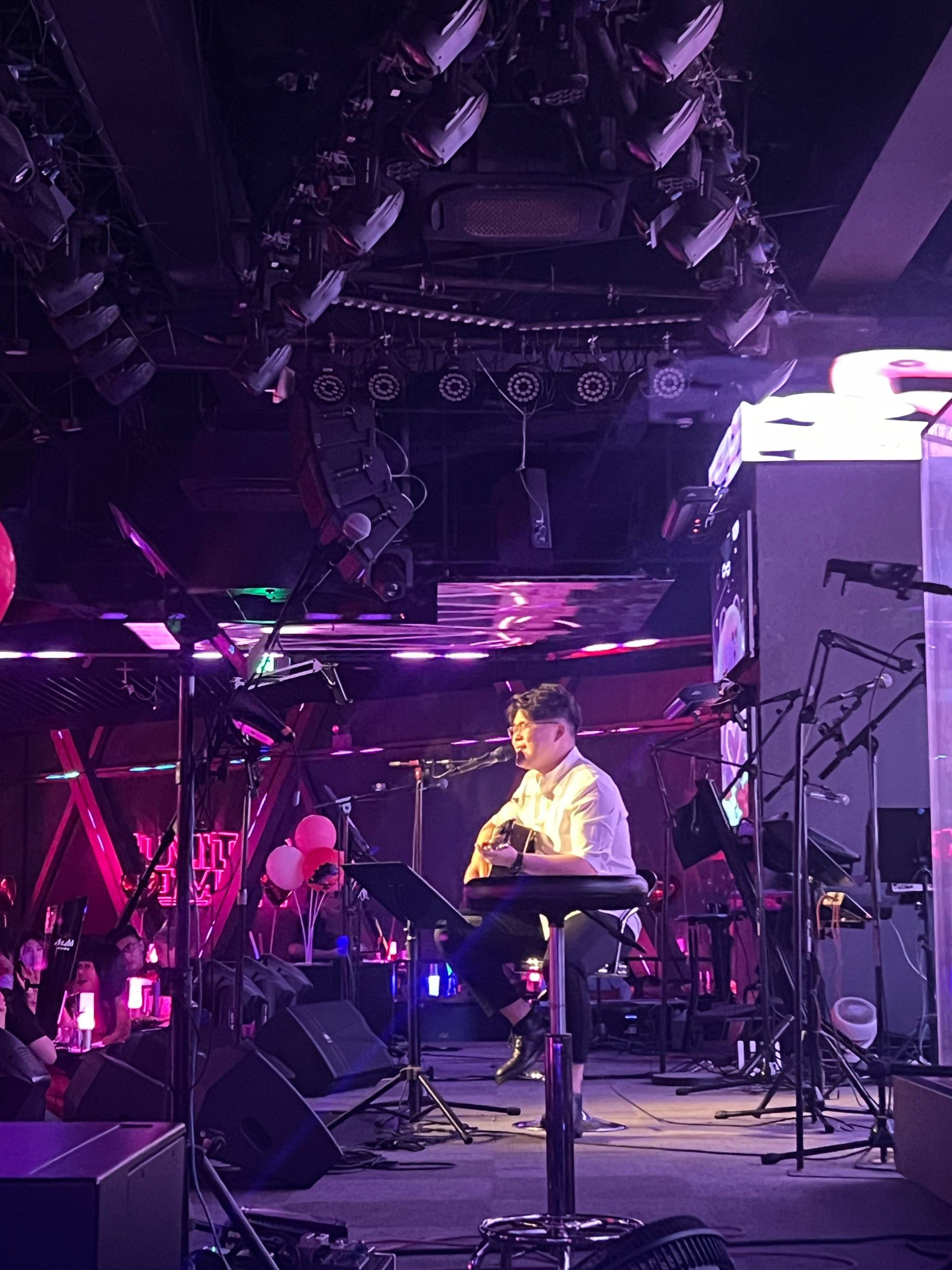 伊春商务KTV：体验优惠，划算实惠-友好区ktv预定